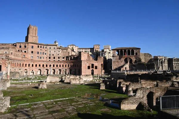 ローマにおけるトラヤヌスのフォーラムの遺跡 — ストック写真