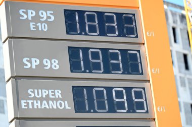 Fuel prices at a service station in France at the beginning of March 2023