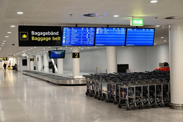 Копенгаген Аэропорт Претензии Багаж Мат Информационная Доска — стоковое фото