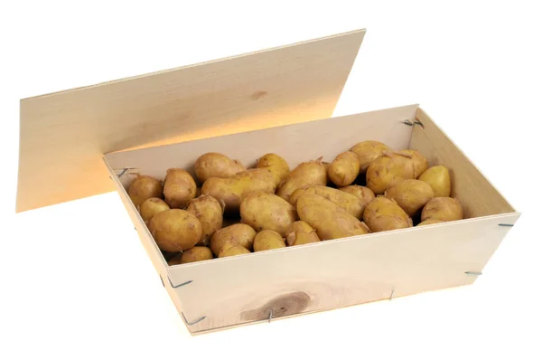 Wooden Crate Potatoes Close White Background — Stock Photo, Image