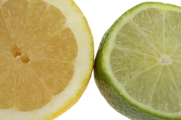 Наполовину Лимон Наполовину Лайм — стоковое фото
