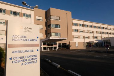 Vannes şehrindeki Oceane ELSAN Özel Hastanesi