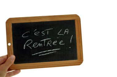 Okul konseptine dönersek, beyaz arkaplan üzerinde yakın çekim yapılacaktır. 