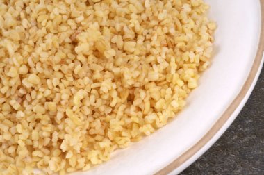 Pişmiş bulgur kaplaması.