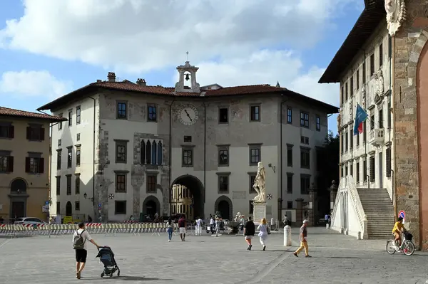 Piazza Dei Cavalieri Con Scuola Normale Palazzo Dell Orologio Nella — Foto Stock