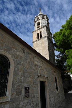 Cavtat Karları Leydisinin Kilisesi ve Manastırı 