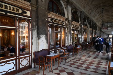Venedik 'teki Florian Kafe' nin atari salonlarına yakın çekim