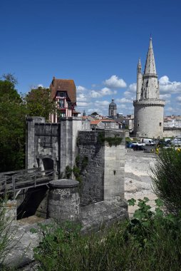 La Rochelle şehrinin iki değirmeninin serveti