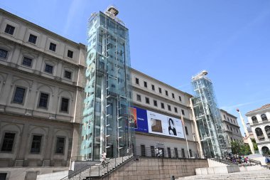 Madrid 'deki Reina Sofya Müzesi Juan Goytisolo Meydanı' ndan görüldü