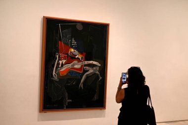 Kadın, Salvador Dali 'nin 1926' da yaptığı 