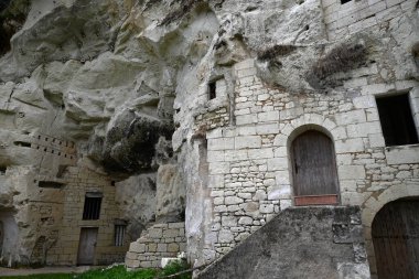 Maine-et-Loire 'deki Turquant köyündeki mağara evi.