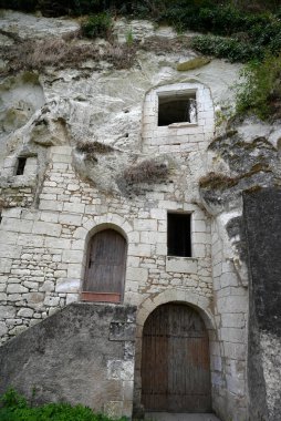Maine-et-Loire 'deki Turquant köyündeki mağara evi.