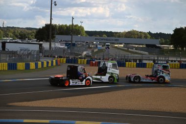 24 Saat Le Mans pistinde kamyonlar yarışıyor
