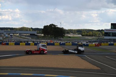 24 Saat Le Mans pistinde kamyonlar yarışıyor