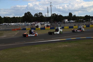 24 Saat Le Mans pistinde kamyonlar yarışıyor