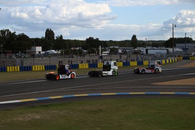 24 Saat Le Mans pistinde kamyonlar yarışıyor