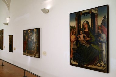 Napoli 'deki Saint-Martin Charterhouse müzesinde ön planda 