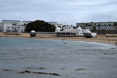 Cadiz 'deki Caleta Plajı Nuestra Kaplıcası Senora de la Palma ve del Real