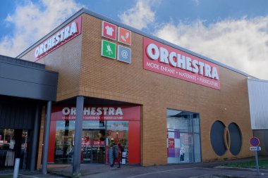 Facade of the Orchestra store in Vannes clipart