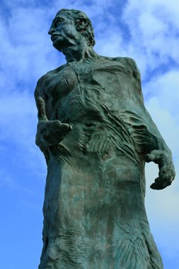 Tenor Alfredo Kraus 'un heykeli Victor Ochoa tarafından Las Palmas de Gran Canaria' da yapıldı.