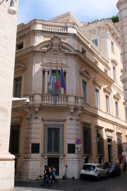 Roma Bankası Cephesi