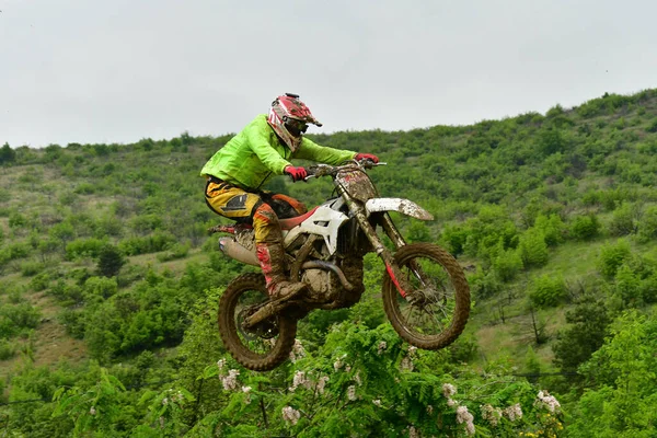 Orman Macedonië Mei 2023 Regenachtig Weer Een Modderige Baan Motorcoureurs — Stockfoto