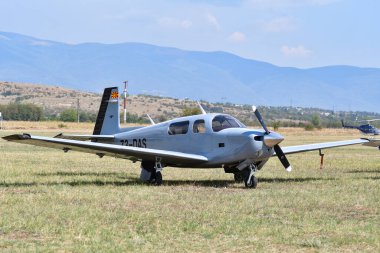 16 Eylül 2023, Üsküp, Makedonya, Stenkovec Spor Havaalanı, Grand Airshow düzenlendi. Etkinlik on binlerce kişi tarafından ziyaret edildi.. 