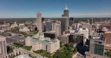 Indianapolis Indiana Şehir Merkezi Kulesi Çeşmesi 4K UHD