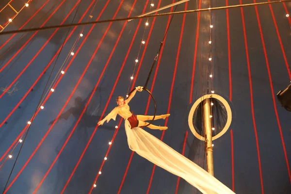 stock image 8-10-2022: Redwood city, California: Zoppe circus in Redwood city California, aerial acrobat