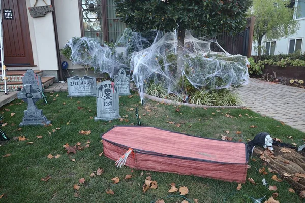 2022 Burlingame California Decoraciones Halloween Las Calles Decoraciones Del Cementerio —  Fotos de Stock