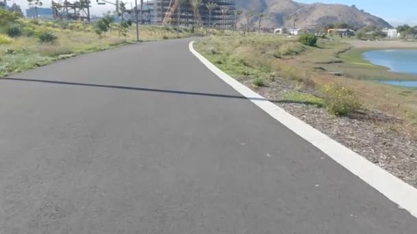 2022年10月 加利福尼亚州布里斯班 自行车道 — 图库视频影像