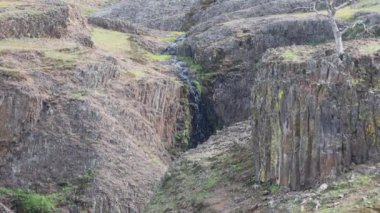 Oroville California yakınlarındaki masa dağı koruma alanı.