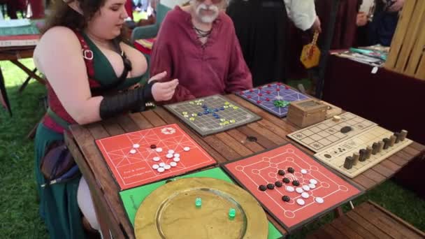 2023 Visalia California Renaissance Faire People Playing Board Games — стокове відео