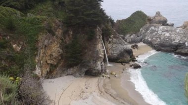 Mcway Falls, Big Sur, Otoyol 1, Kaliforniya