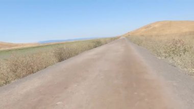 6-22-2023: Fremont, California: Bisiklet Alameda Deresi Yolu 