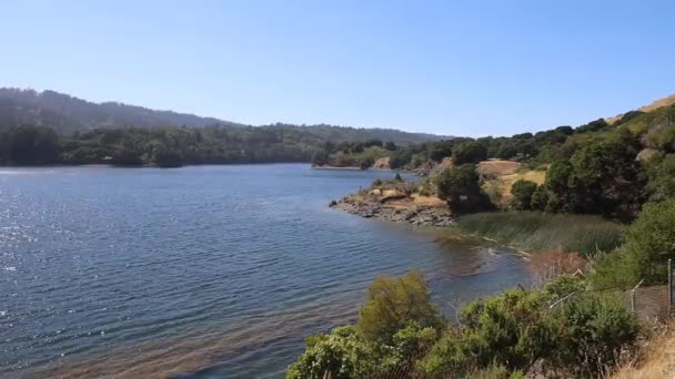 Kristallquellen Reservoir San Mateo Kalifornien — Stockvideo