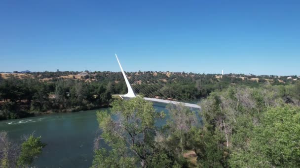 Flygfoto Video Sundial Bridge Redding Kalifornien — Stockvideo