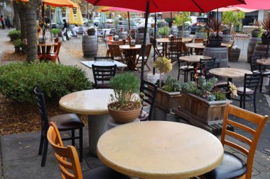 12-3-2023: Los Altos, California: Los Altos Downtown, Kaliforniya 'daki alışveriş ve caddeler