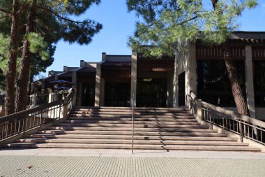 1-8-2024: Cupertino, Kaliforniya, ABD: De Anza College Cupertino California, Hinson Kampüs Merkezi