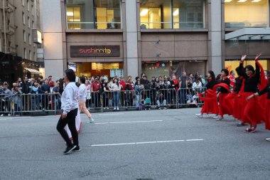2-24-2024: San Francisco, California: Çin Yeni Yıl Geçidi,
