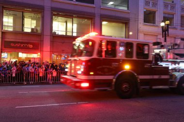 2-24-2024: San Francisco, California: Çin Yeni Yıl Geçidi,