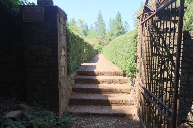 6-20-2023: Çimen Vadisi, Kaliforniya: Empire State Park