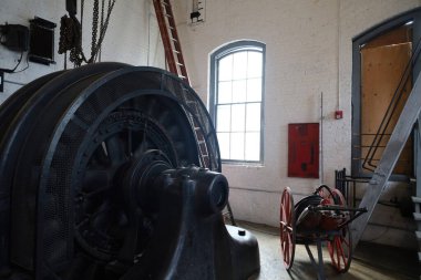 2-2-2022: Folsom California: Folsom hidroelektrik parkı ve Natoma Gölü