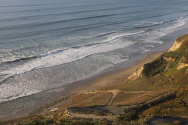 Fotoğraf: Avalon Kanyonu ve Pasifik Okyanusu, Pacifica California