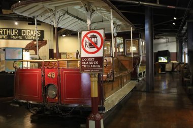 12-13-2023: San Francisco, Kaliforniya, ABD: San Francisco teleferik müzesi