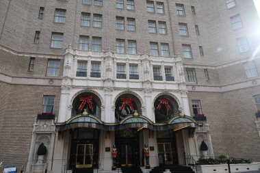 San Francisco, California: 12-14-2023: San Francisco California 'daki John Hopkins Oteli' nde Noel kutlamaları