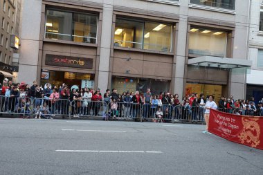 2-24-2024: San Francisco, California: Çin Yeni Yıl Geçidi,