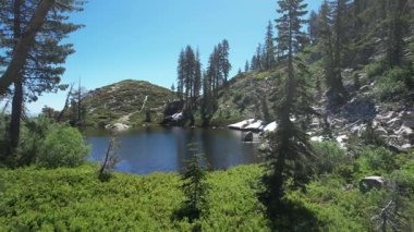 Siskiyou Gölü, Heart Gölü, Castle Gölü.