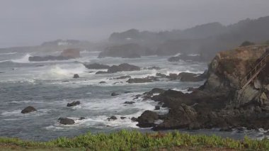 Sahil boyunca Mendocino, California, ABD