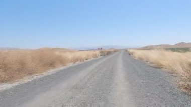 6-15-2024: Fremont, California, ABD: Bisiklet Alameda Deresi Yolu